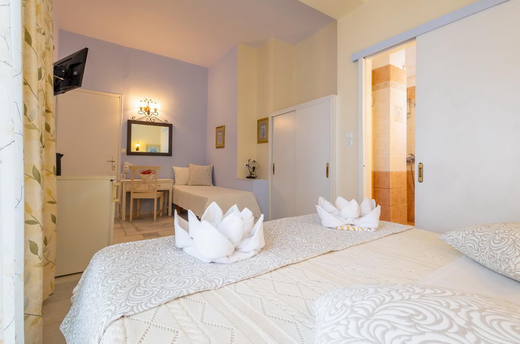 Standard Rooms at Hotel Kymata