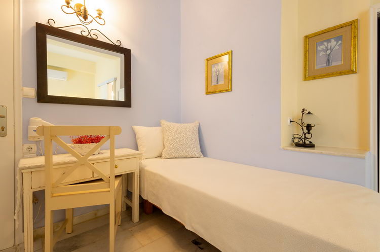 Standard Rooms at Hotel Kymata