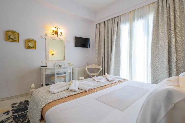 Standard Rooms at Hotel Kymata