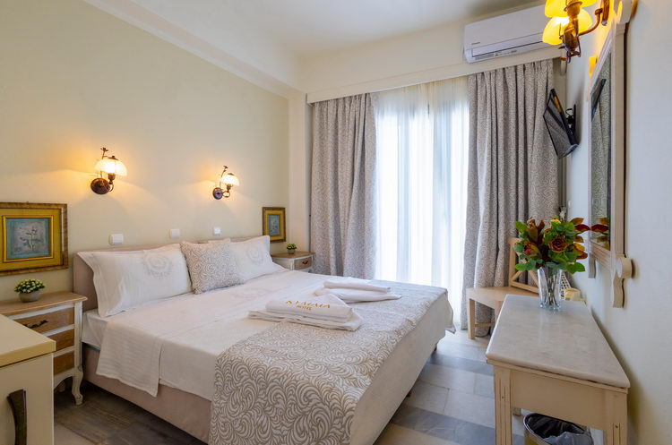 Standard Rooms at Hotel Kymata