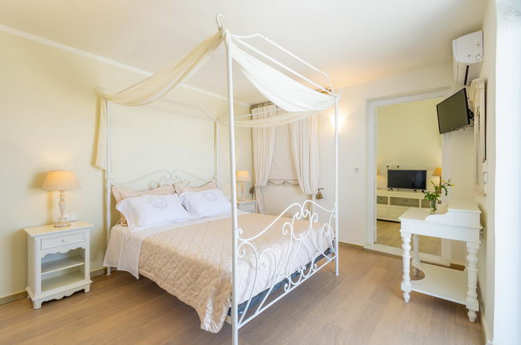 Top floor suite